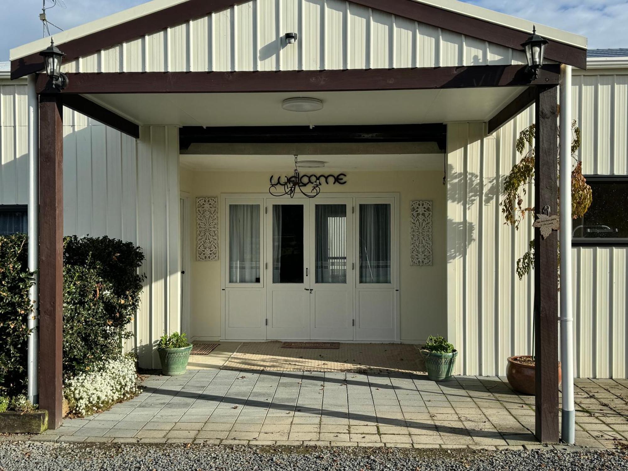 Jamarqui Barn * Ohaupo